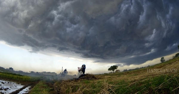 Giải cứu 3 phu vàng: Mưa giông bủa vây bản Kịt, tạm dừng công tác cứu hộ Giải cứu 3 phu vàng: Mưa giông bủa vây bản Kịt, tạm dừng công tác cứu hộ