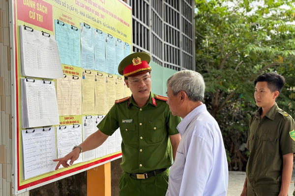 Công an Tây Ninh chủ động rà soát cử tri, bảo đảm an ninh cho ngày bầu cử