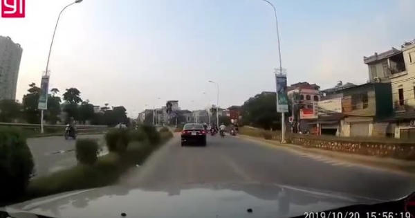 [Clip]: "Món quà cay đắng của bà bầu" trong ngày Quốc tế Phụ nữ