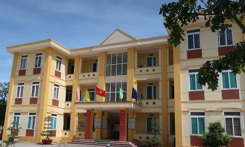 Bắt giữ cán bộ Hội đồng bồi thường GPMB huyện Nghi Lộc