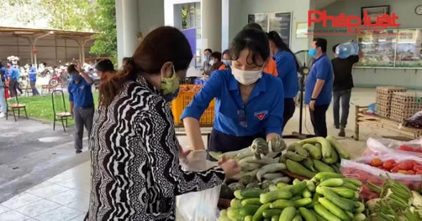 Ấm lòng phiên chợ 0 đồng