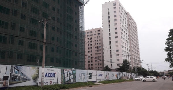 Nghịch lý thị trường bất động sản