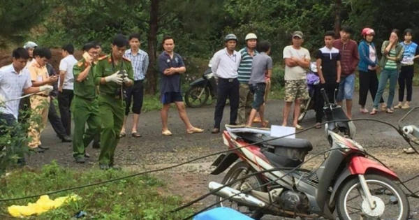 Kon Tum: Trụ điện bất ngờ gãy đổ, cô giáo tử vong tại chỗ
