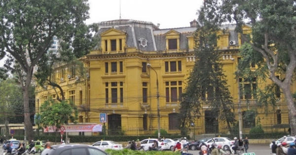 Nhiều nhà thầu có nguy cơ bị phong tỏa tài khoản Nhiều nhà thầu có nguy cơ bị phong tỏa tài khoản
