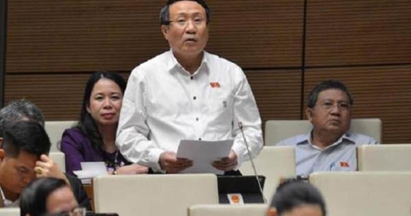 Vì sao Bộ Nội vụ 2 lần đề nghị kiện toàn chức danh Chủ tịch tỉnh Quảng Trị?