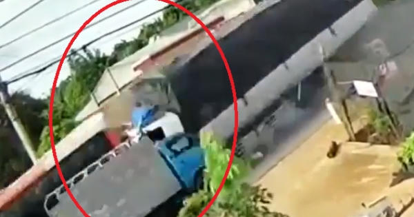 Video: Ghi lại vụ tai nạn giao thông kinh hoàng khiến nhiều người thương vong tại Đắk Lắk