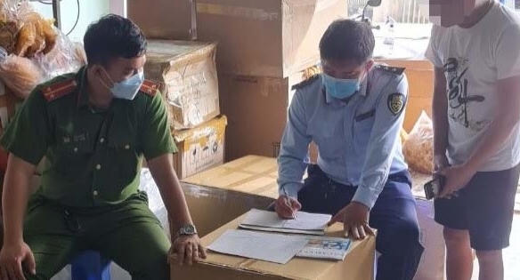 Bình Dương mở “chiến dịch” cao điểm đấu tranh chống buôn lậu, gian lận thương mại Bình Dương mở “chiến dịch” cao điểm đấu tranh chống buôn lậu, gian lận thương mại