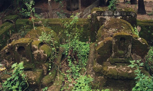 Bí ẩn 500 ngôi mộ Hời trên triền núi