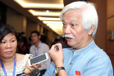 ĐB Dương Trung Quốc: Bổ nhiệm 'đúng quy trình' như cái' áo chống đạn'