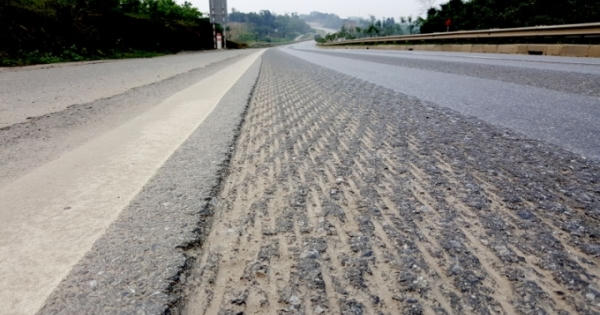 'Tấm áo vá' trị giá gần 1,5 tỉ USD mang tên Nội Bài – Lào Cai