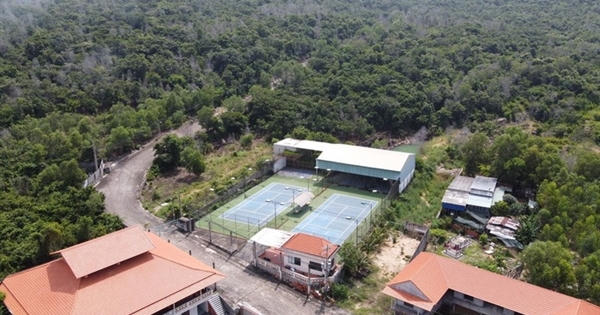 TP Vũng Tàu: "Đại công trình" khu du lịch Du Sơn không phép gần 20 năm trên núi Nứa TP Vũng Tàu: "Đại công trình" khu du lịch Du Sơn không phép gần 20 năm trên núi Nứa