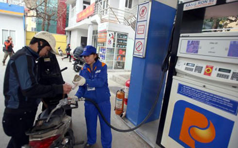 Theo chân giá điện, giá xăng có thể tăng vào ngày mai? Theo chân giá điện, giá xăng có thể tăng vào ngày mai?