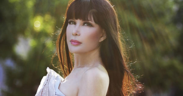 Ca sĩ hải ngoại Nhật Hạ trở lại Đà Nẵng sau 5 năm xa cách