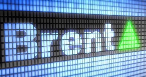 Giá dầu Brent vượt mốc 40 USD/thùng lần đầu tiên trong gần 3 tháng