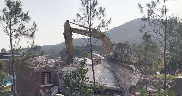 Sóc Sơn cưỡng chế phá dỡ 20 công trình vi phạm đất rừng