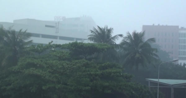 Mù khô bao phủ Sài Gòn