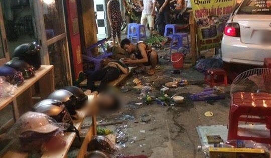 Hải Phòng: Đang ngồi ăn đêm, 3 người bị "xe điên" đâm trọng thương