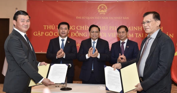 Thủ tướng: Phát huy mạnh mẽ nguồn lực, giá trị và trí tuệ con người Việt Nam