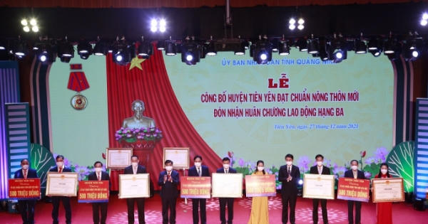 Huyện dân tộc, miền núi phía Bắc đầu tiên của cả nước về đích nông thôn mới