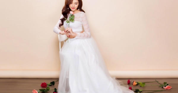Lương Lê đẹp tinh tế khi trở thành người mẫu thời trang