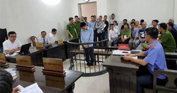 Ham cờ bạc, dắt díu nhau vào tù