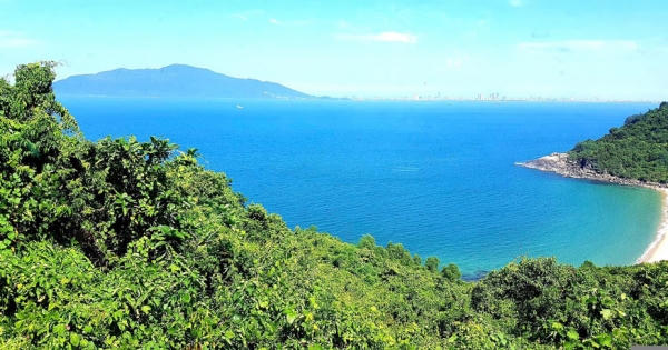 Gia đình tan nát vì video 'nóng' của chồng sau buổi họp lớp Gia đình tan nát vì video 'nóng' của chồng sau buổi họp lớp