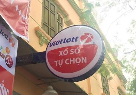 Hai vé trúng số 160 tỷ đồng bán ở TP HCM và Quảng Ninh Hai vé trúng số 160 tỷ đồng bán ở TP HCM và Quảng Ninh