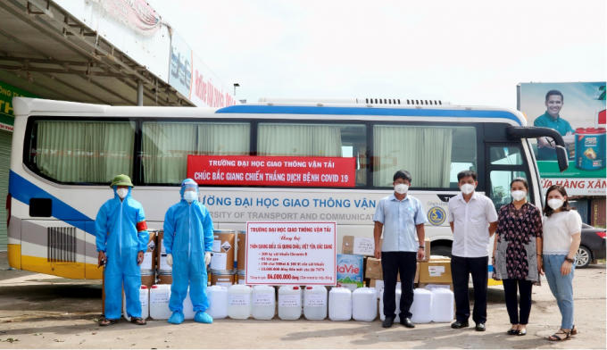 Trường Đại học Giao thông Vận tải chung tay đẩy lùi Covid -19