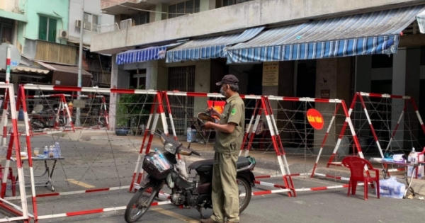 TP HCM họp khẩn: 60 người là F1 của bệnh nhân 1451 ở chung cư Sư Vạn Hạnh