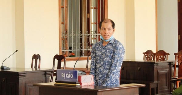 Đầu bếp hám tiền đi buôn ma túy kiếm lời