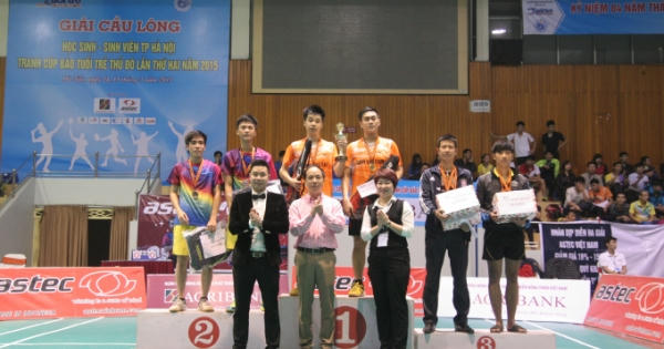 Sôi nổi Giải cầu lông học sinh - sinh viên TP Hà Nội
