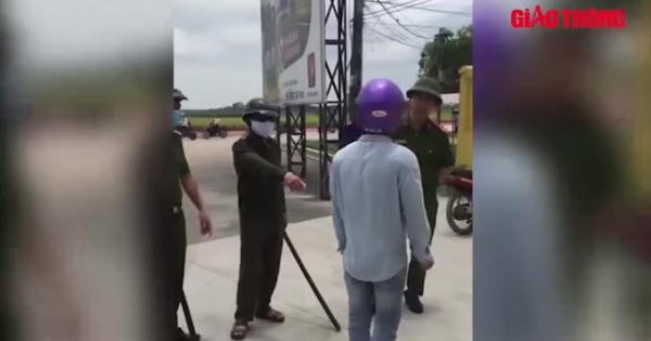 [Clip]: Công an quật ngã đối tượng cầm dao ở cây xăng nghi ngáo đá