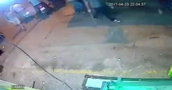Nhóm đập phá, xịt hơi cay tiệm kem ở Sài Gòn bị truy bắt
