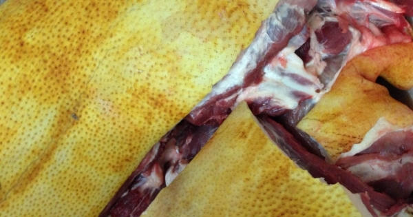 'Phù phép' thịt lợn bệnh thành thịt lợn Mán