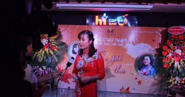 Người đàn bà gieo mầm trên miền thơ cổ tích