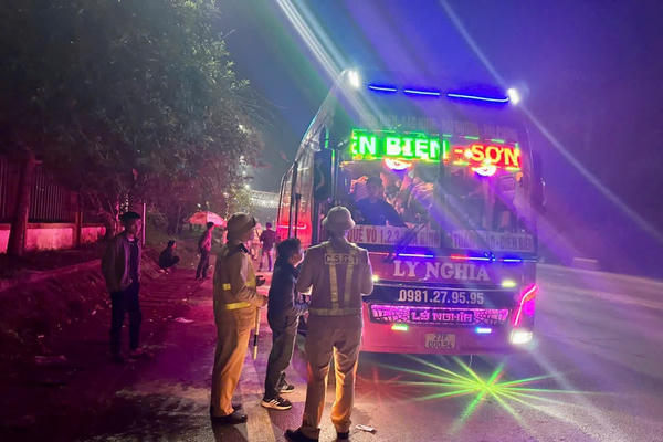 Xử lý nghiêm 16 trường hợp xe khách chở quá số người quy định ở Phú Thọ