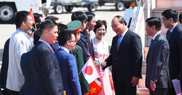 Thủ tướng Nguyễn Xuân Phúc bắt đầu chuyến thăm chính thức Nhật Bản Thủ tướng Nguyễn Xuân Phúc bắt đầu chuyến thăm chính thức Nhật Bản