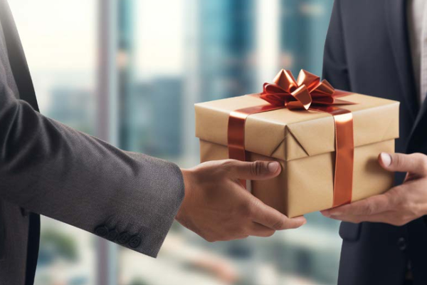 Chúc Tết lãnh đạo đã nghỉ hưu: Giữ văn hóa, dứt khoát chống hình thức