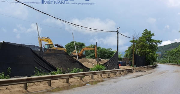 Yên Bái: Tùy tiện tháo dỡ hộ lan đường quốc lộ 32C để lập bến bãi cát sỏi