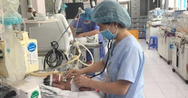 Cha mẹ tự chữa ho tại nhà, bé 2 tháng tuổi tử vong
