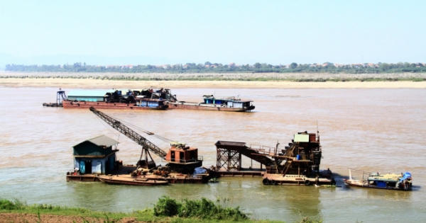 "Cát tặc" làm đau đầu Đại biểu HĐND TP Hà Nội