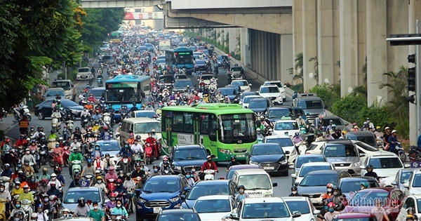 Hà Nội kiểm soát chặt việc xây nhà cao tầng để giảm ùn tắc giao thông