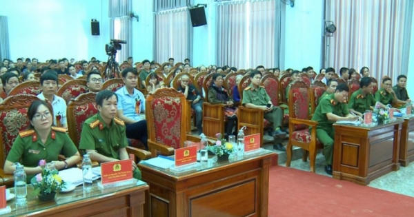 Tổ chức hội nghị "gia đình phạm nhân"