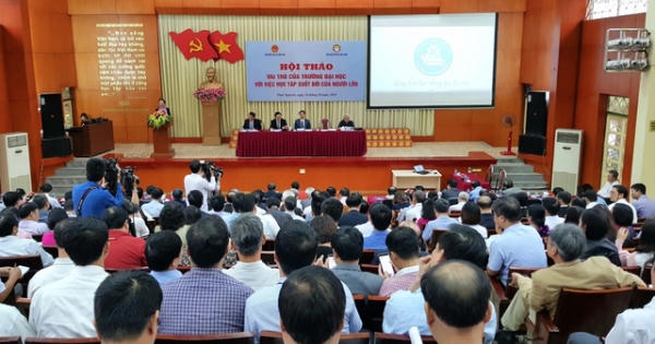 Phó Thủ tướng Vũ Đức Đam: “Trường Đại học hãy là hình mẫu đầu tiên của học tập suốt đời” Phó Thủ tướng Vũ Đức Đam: “Trường Đại học hãy là hình mẫu đầu tiên của học tập suốt đời”