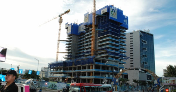 Đà Nẵng: Hàng loạt "ông lớn" bất động sản bị xử phạt liên quan đến lắp đặt cần trục tháp