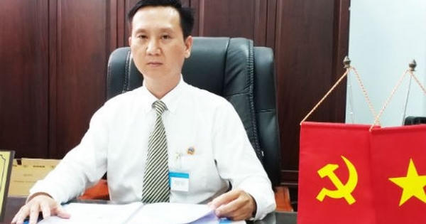 Chánh án Đỗ Quốc Đạt: “Cương vị thiêng liêng, thượng tôn pháp luật là trên hết” Chánh án Đỗ Quốc Đạt: “Cương vị thiêng liêng, thượng tôn pháp luật là trên hết”