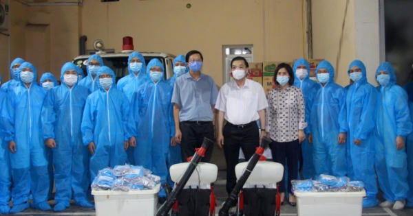 “Đội đặc nhiệm” Thủ đô lên đường hỗ trợ tỉnh Bắc Giang phòng, chống dịch Covid-19