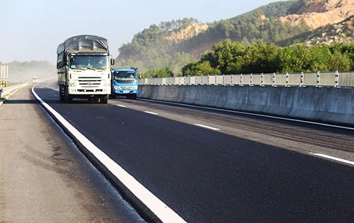 Dự án cao tốc Bắc - Nam phía Đông: 'Cửa' hẹp với nhà đầu tư trong nước?
