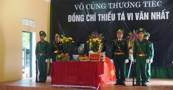 Nén nỗi đau thương, nghẹn ngào đưa tiễn người chiến sĩ biên phòng về với đất mẹ Nén nỗi đau thương, nghẹn ngào đưa tiễn người chiến sĩ biên phòng về với đất mẹ