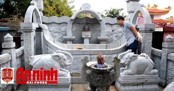 Kẻ đào mộ trộm hài cốt đòi 2,5 tỷ đồng tiền chuộc bao gái 'sa lưới'